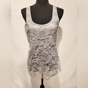 Express Womens Sleeveless Lace Top, Gray, Size Medium